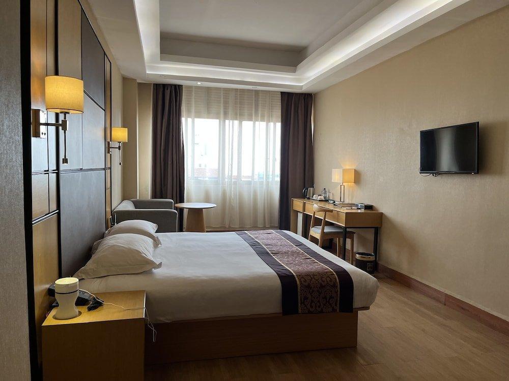 2000 Hotel Downtown Кигали Екстериор снимка